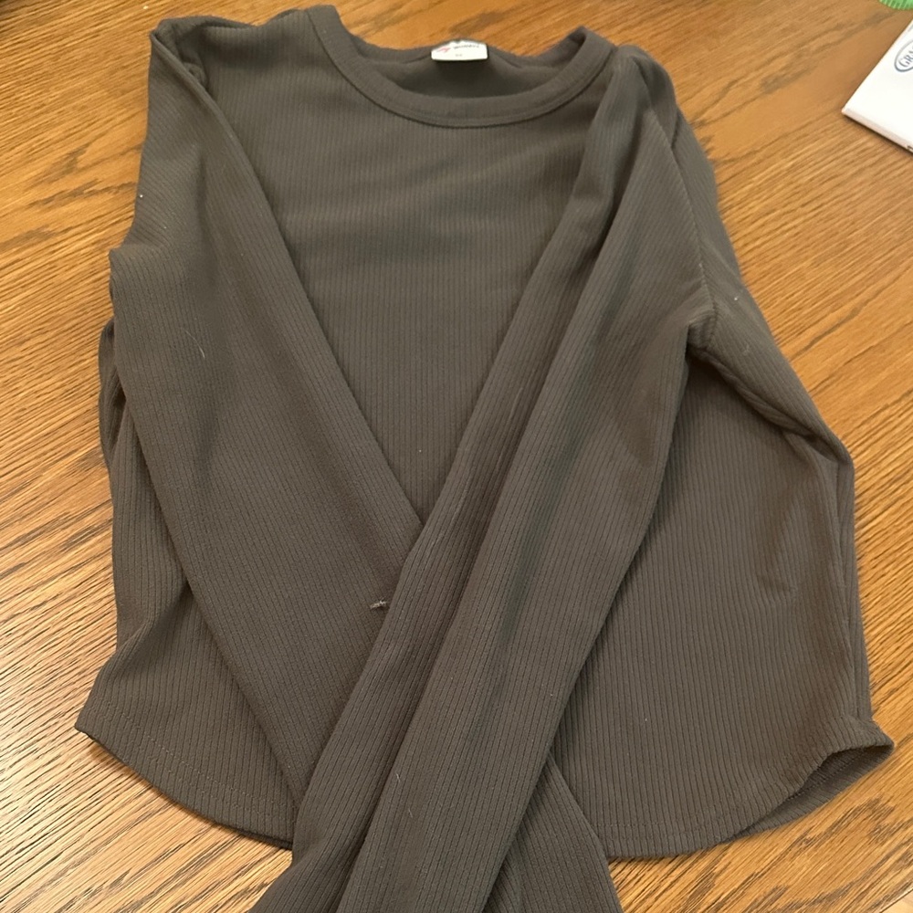 Cropped Long-Sleeve